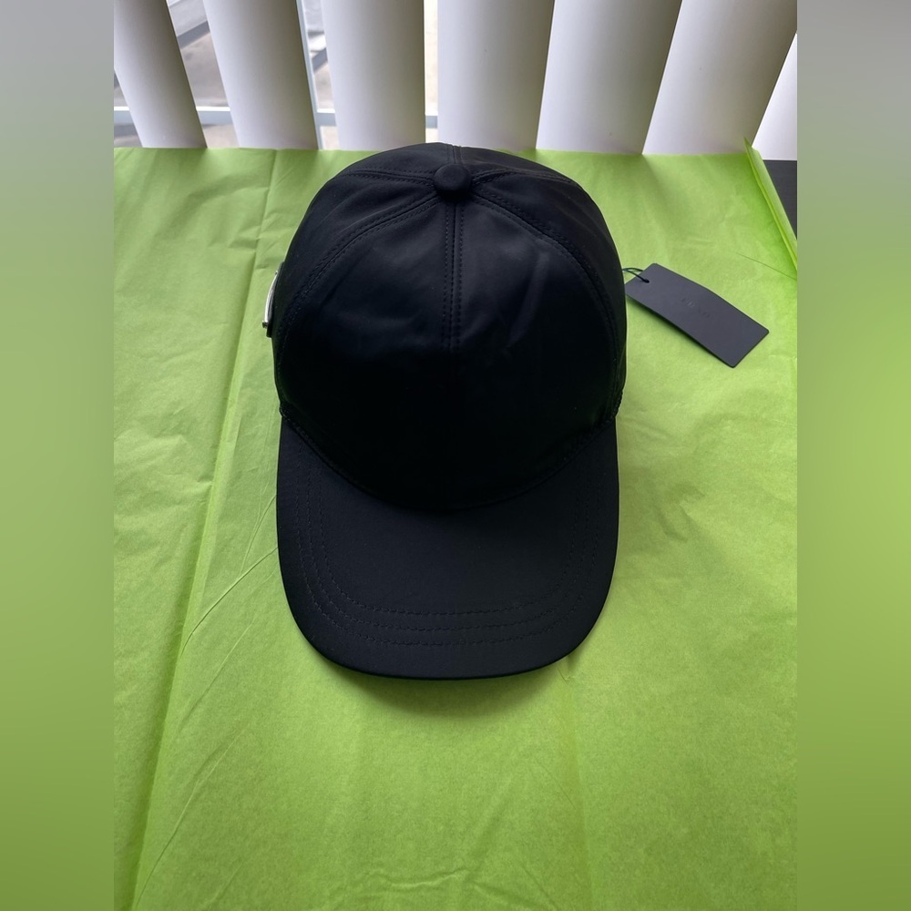 Prada Re Nylon women size M Black Nylon Cap! NWT